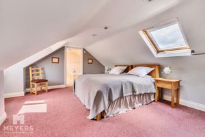 Photo 25- click for photo gallery